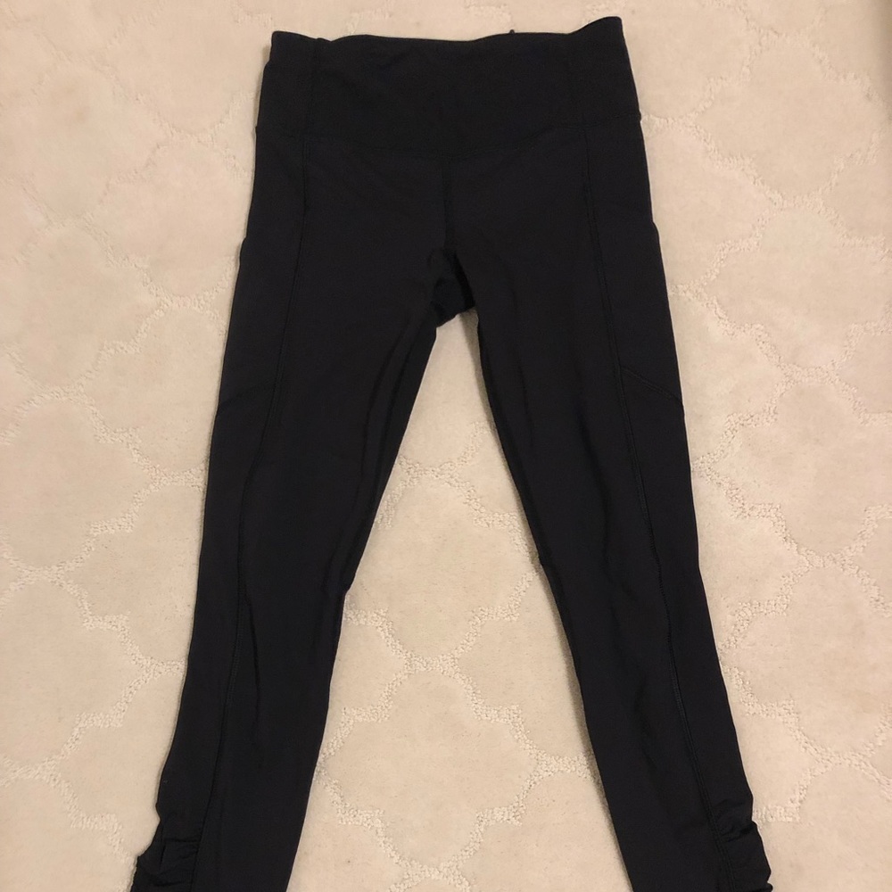 Lululemon black leggings